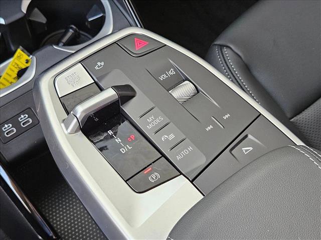 Used 2026 BMW X1 xDrive28i w/ Technology Package image 11