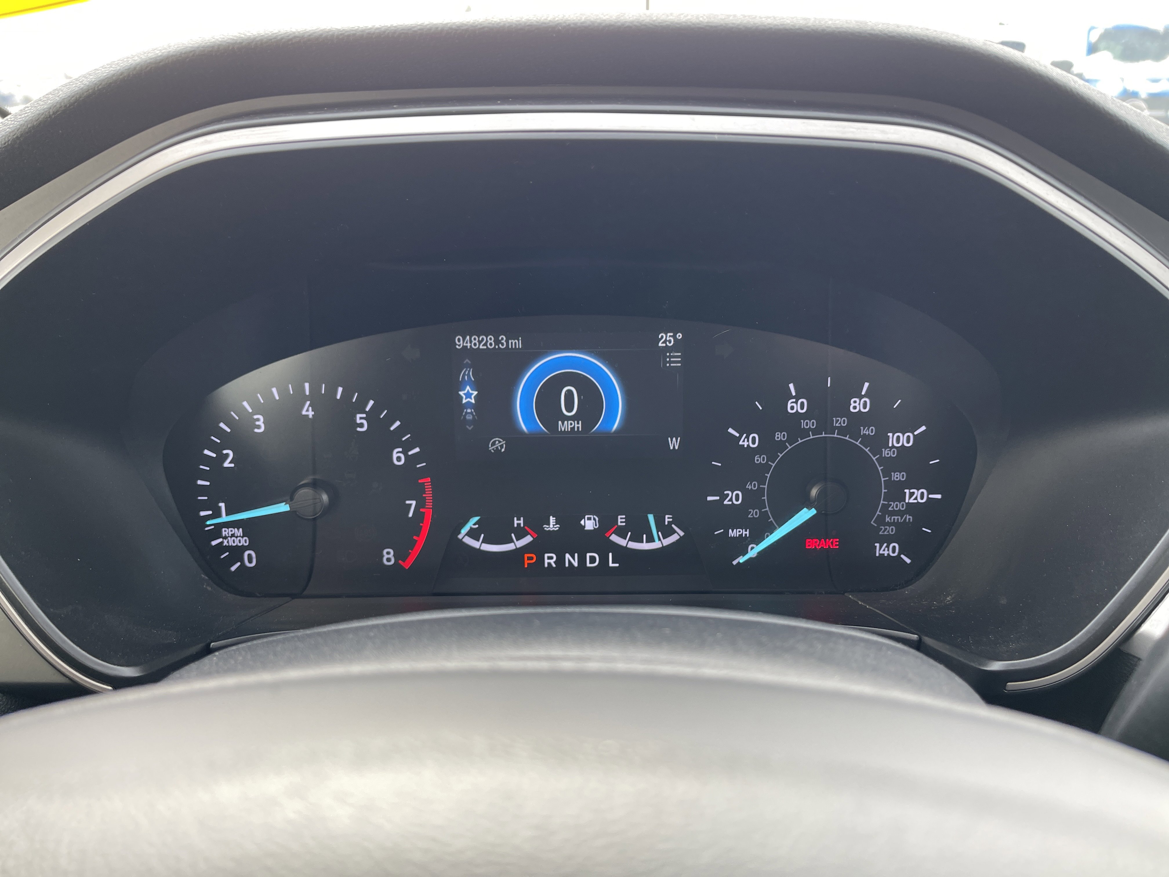 Used 2020 Ford Escape SE image 18