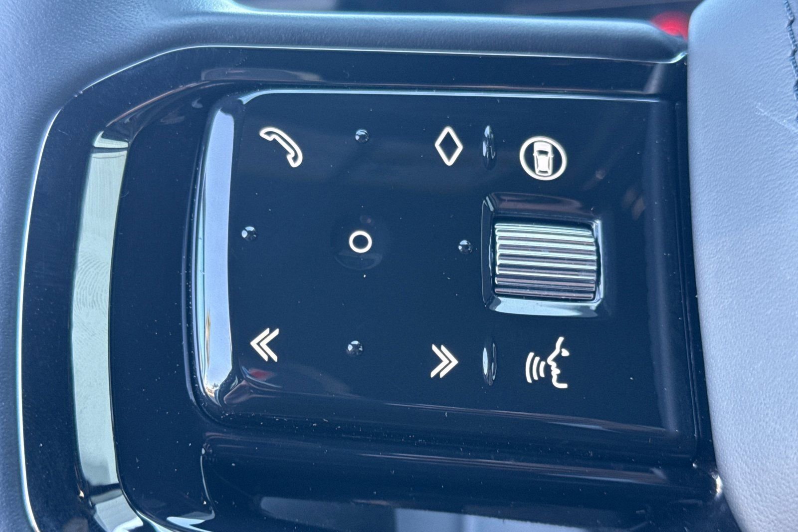 Used 2026 Land Rover Range Rover Velar S image 28