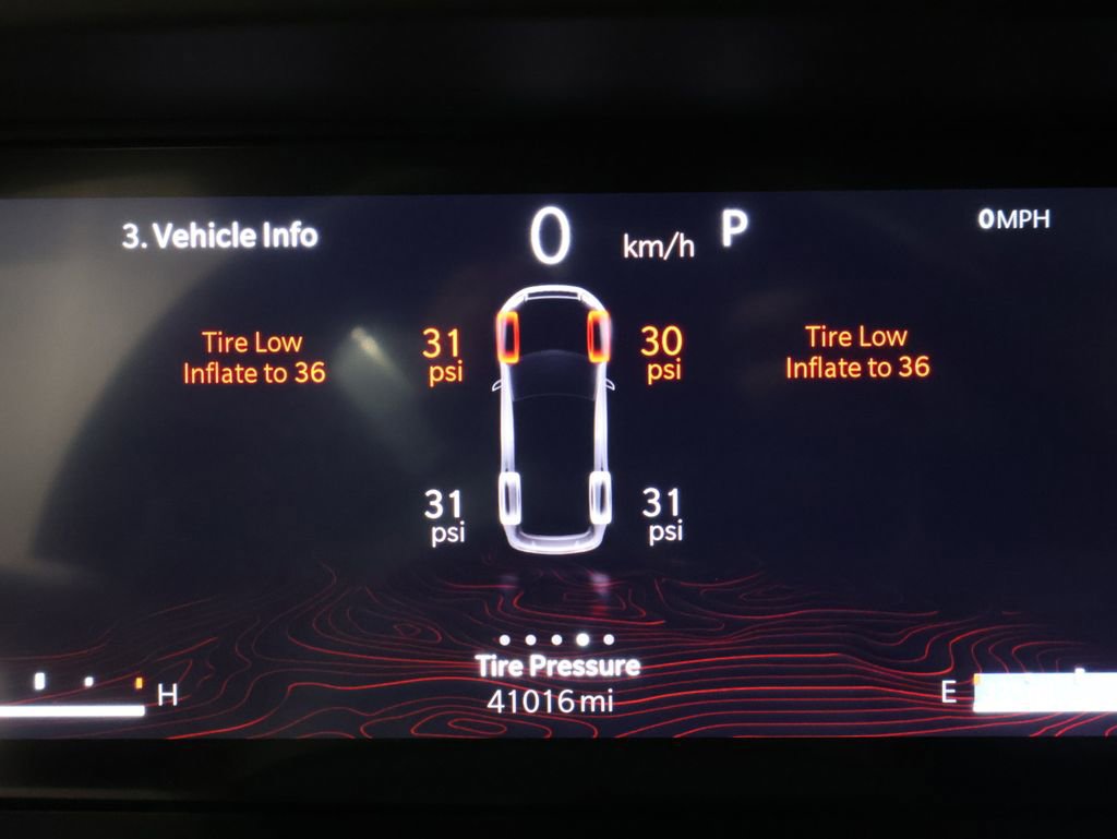 Used 2024 Jeep Grand Cherokee L Limited w/ Luxury Tech Group II image 44