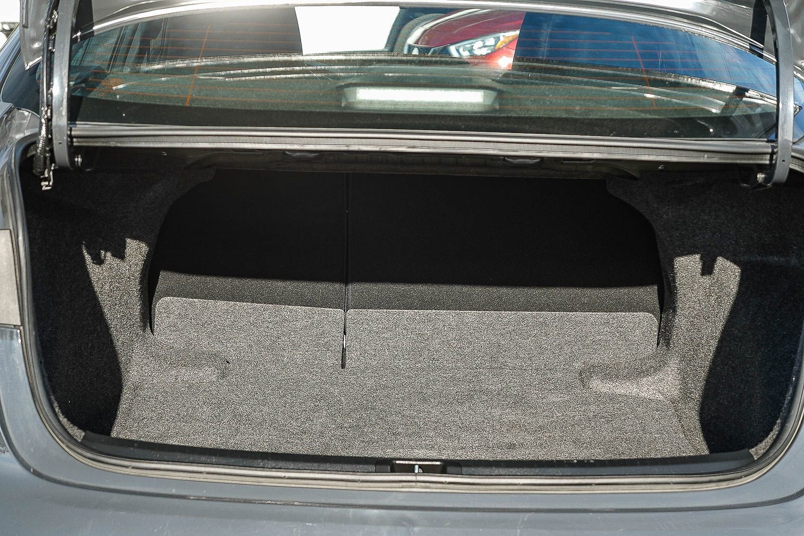 Certified 2025 Toyota Corolla LE image 32