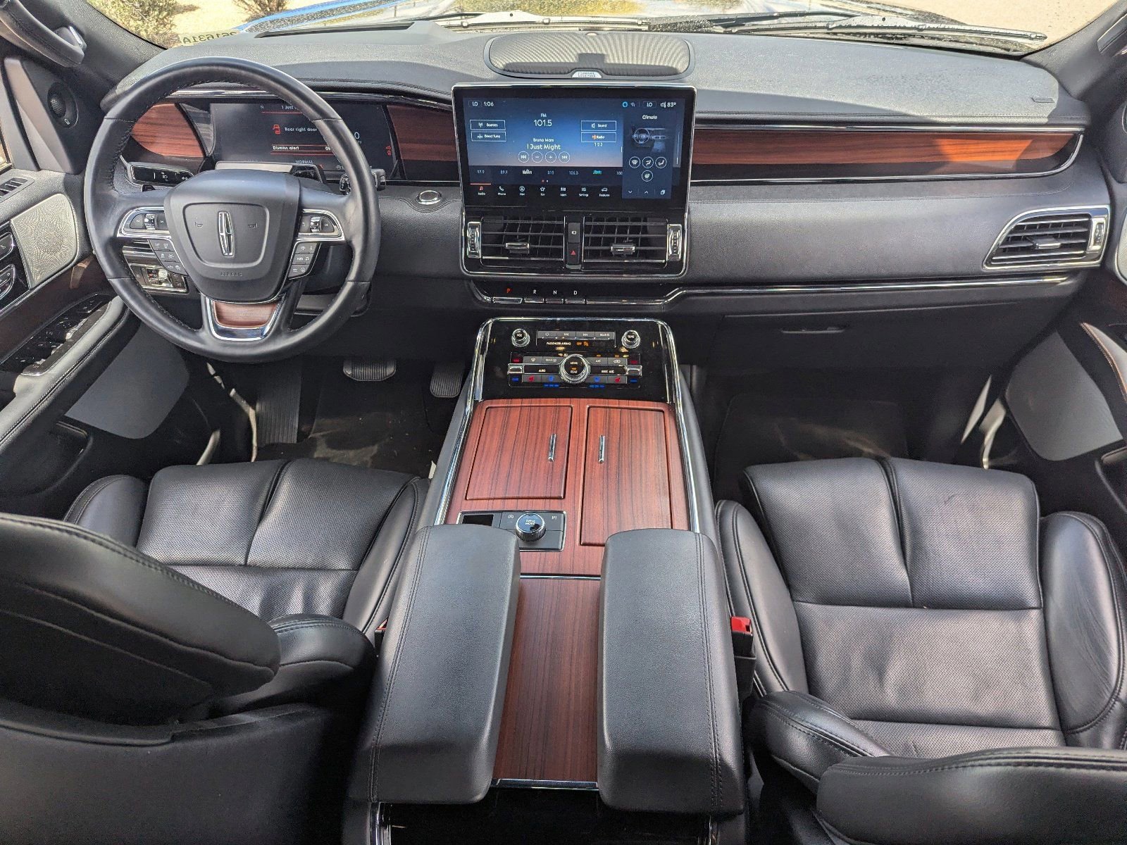 Used 2023 Lincoln Navigator Reserve image 15