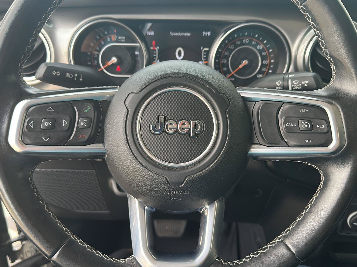Used 2021 Jeep Gladiator Overland AWD/4WD image 28