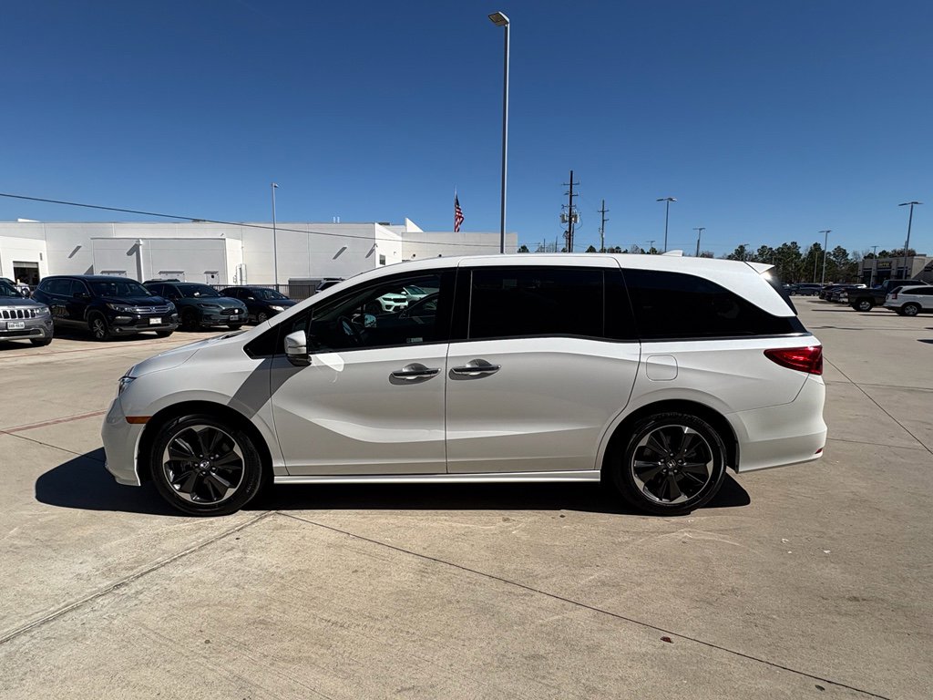 Certified 2024 Honda Odyssey Elite image 5