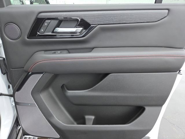 New 2026 GMC Yukon XL AT4 Ultimate w/ LPO, Illumination Package image 32