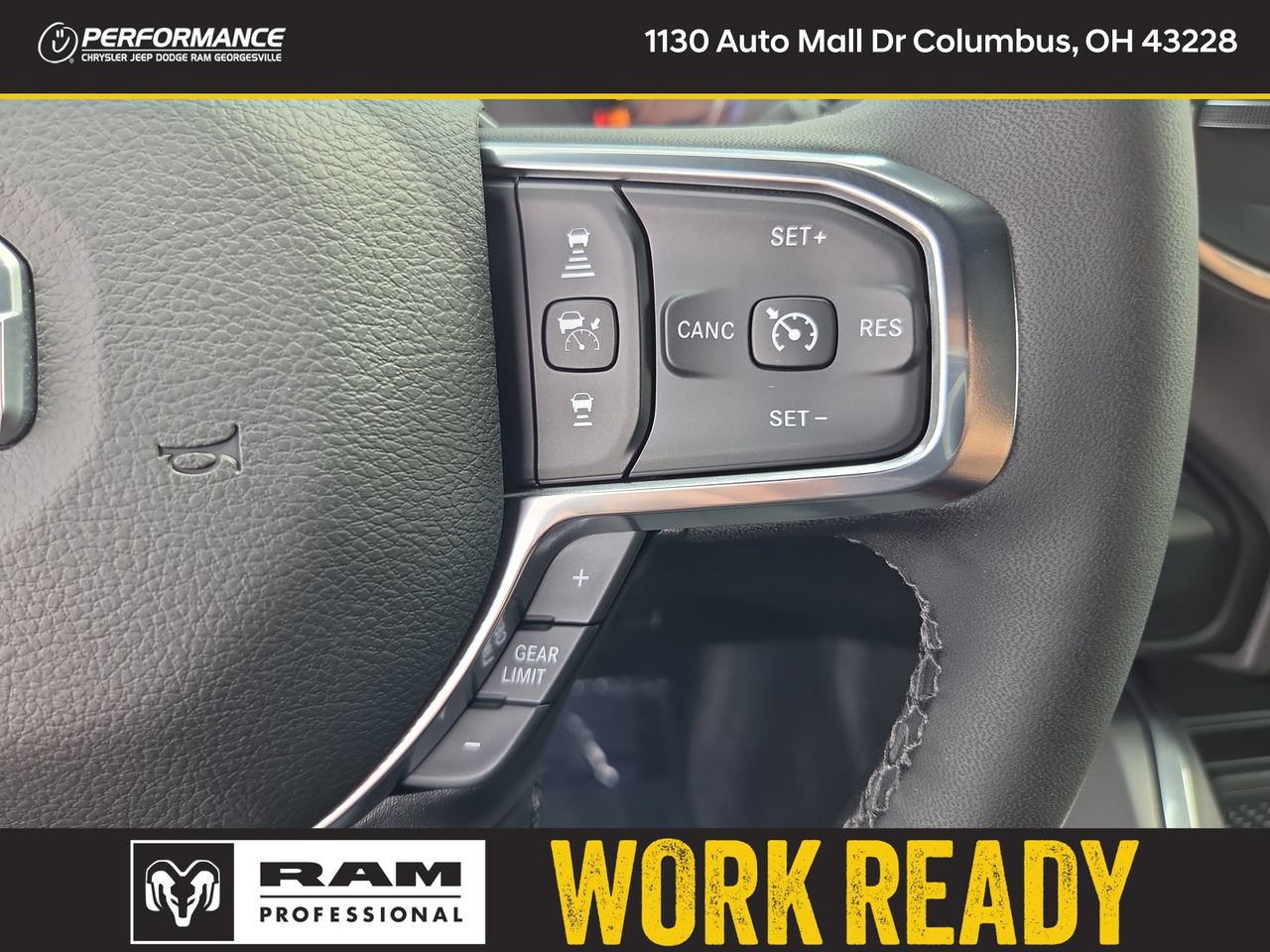 New 2026 RAM 2500 Laramie AWD/4WD image 31
