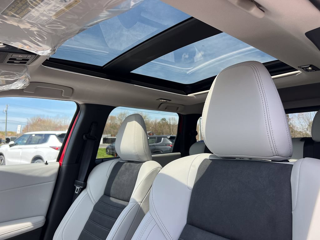 New 2025 Mitsubishi Outlander SE FWD image 27