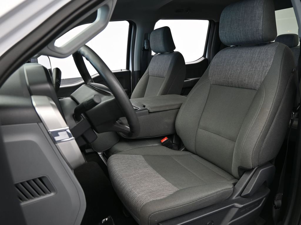 Used 2025 Ford F250 XLT image 10
