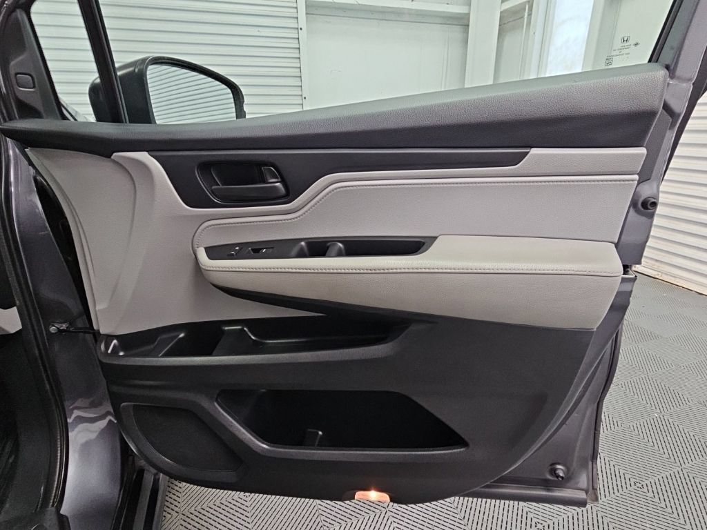 Used 2018 Honda Odyssey EX-L image 39
