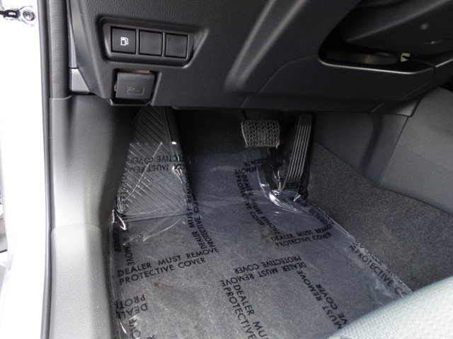 New 2026 Toyota Prius LE FWD image 8