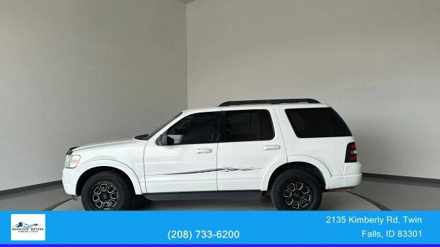 Used 2010 Ford Explorer XLT AWD/4WD image 4