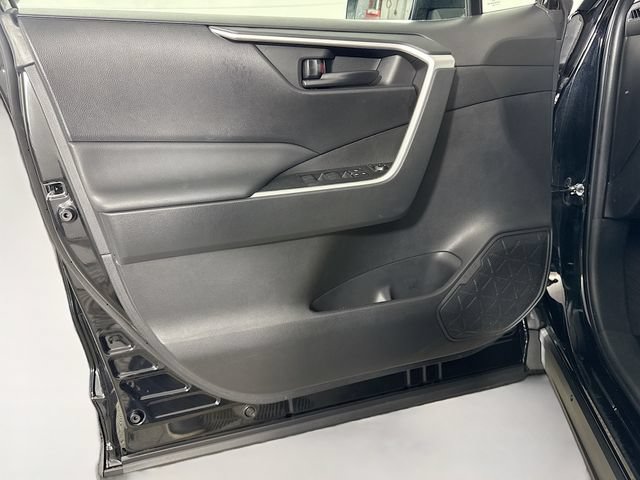 Certified 2024 Toyota RAV4 LE AWD/4WD image 12