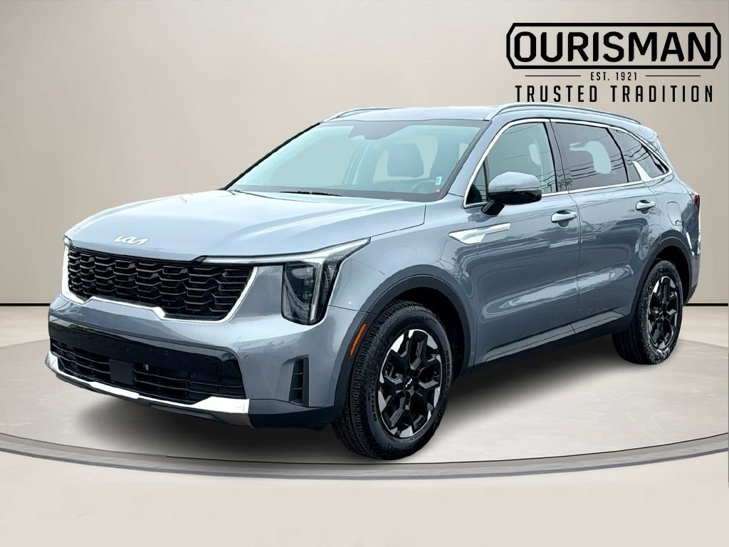 Used 2024 Kia Sorento S image 2