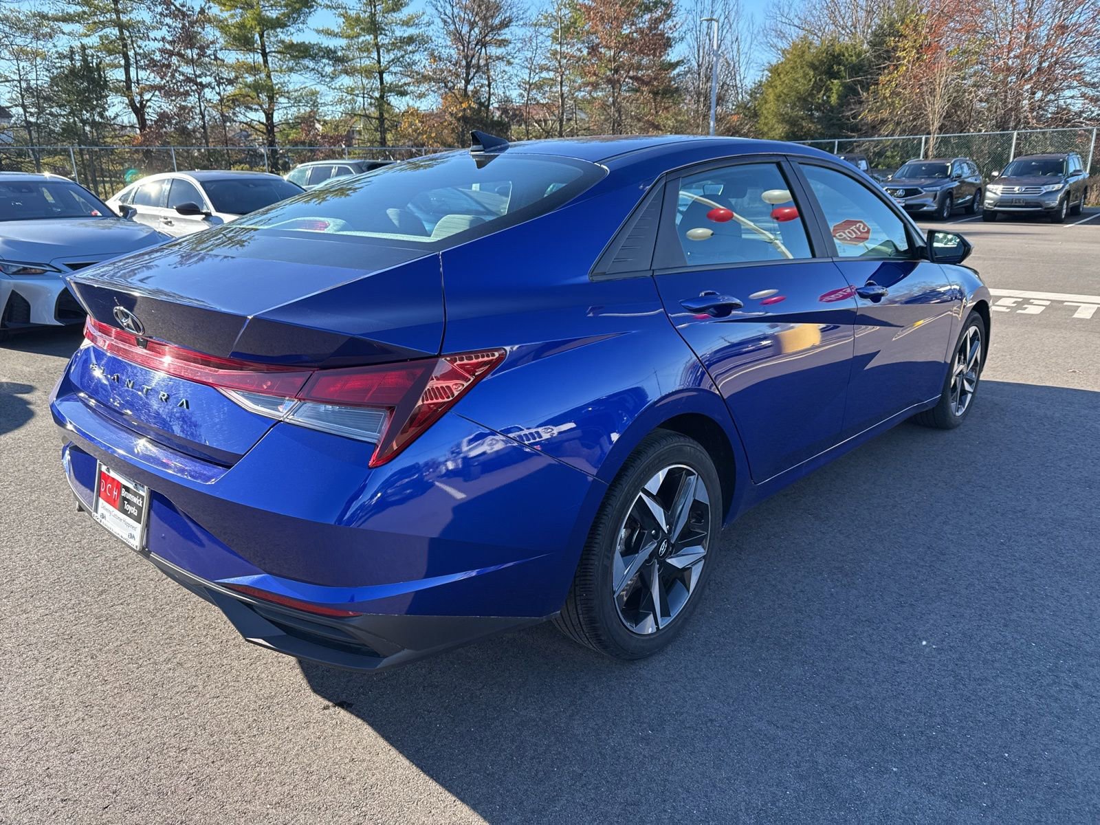 Used 2023 Hyundai Elantra SEL w/ Convenience Package image 5