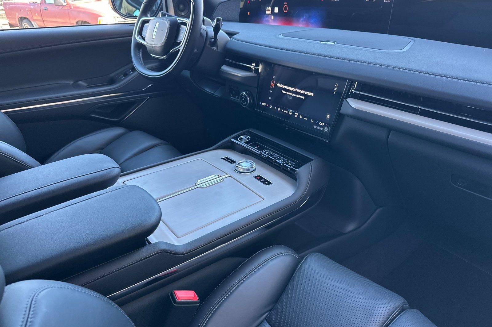 New 2026 Lincoln Navigator Reserve w/ Jet Appearance Package image 15