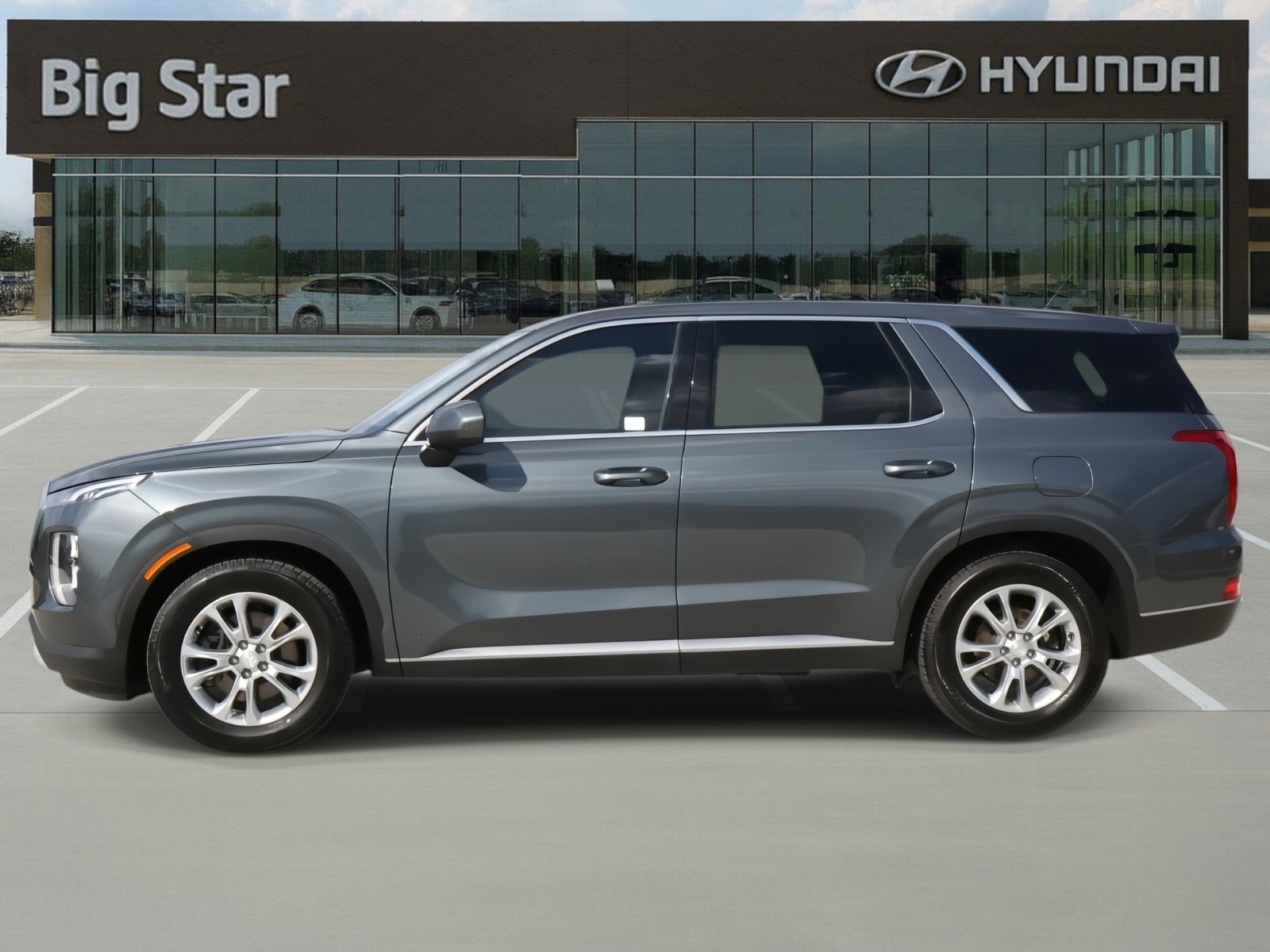 Used 2020 Hyundai Palisade SE FWD image 2
