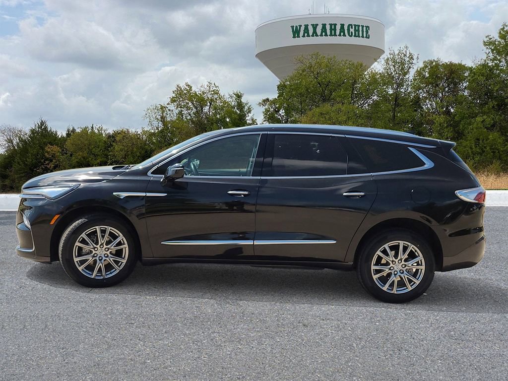 Used 2023 Buick Enclave Premium w/ Experience Buick Package AWD/4WD image 3