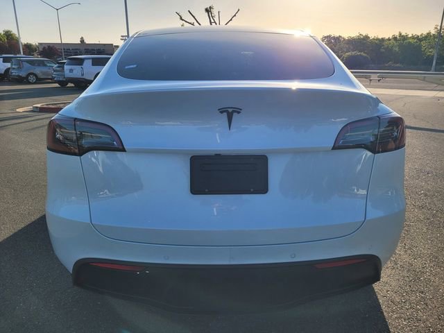 Used 2021 Tesla Model Y Long Range AWD/4WD image 5