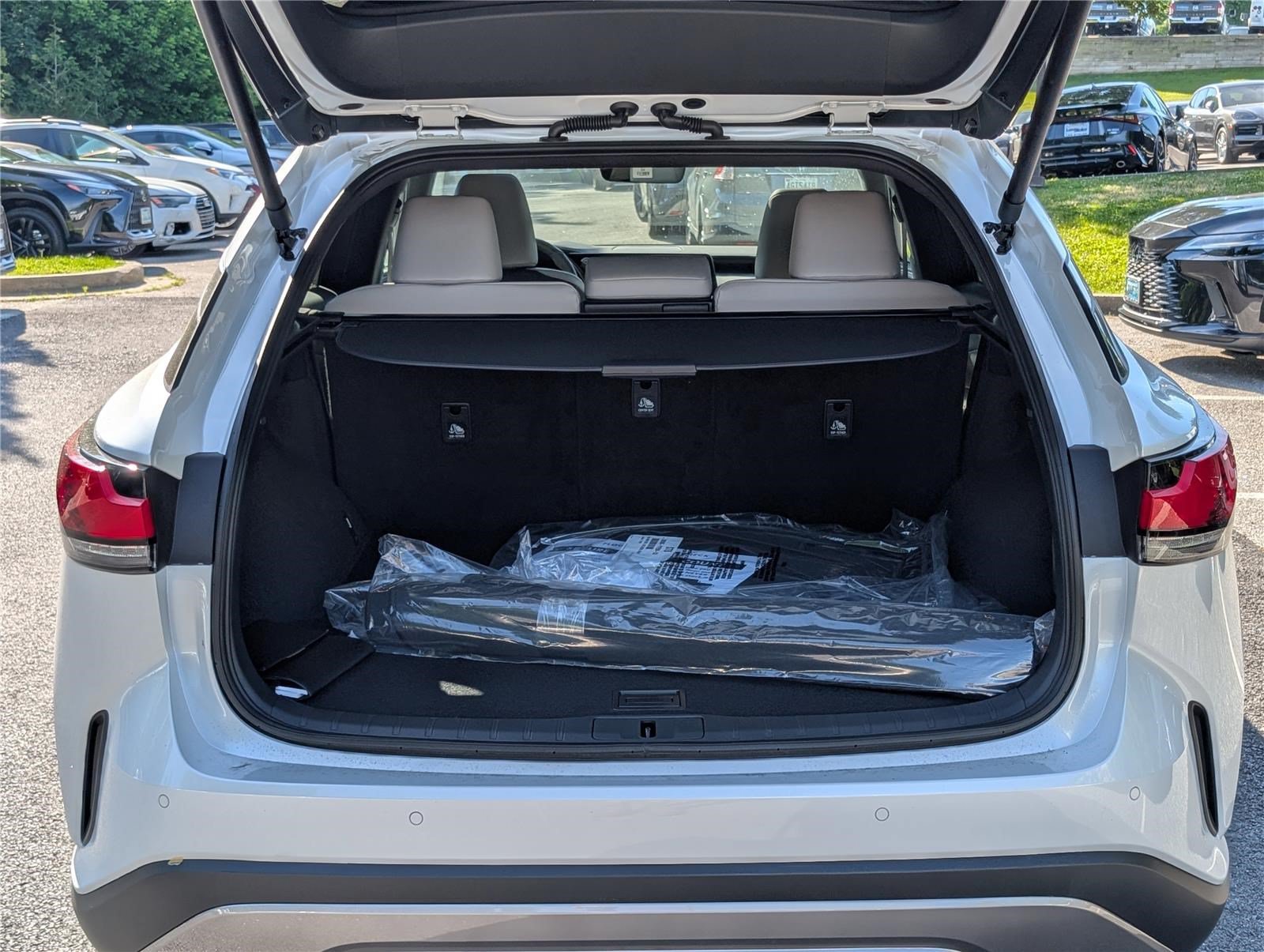 New 2026 Lexus RX 350h AWD/4WD image 9