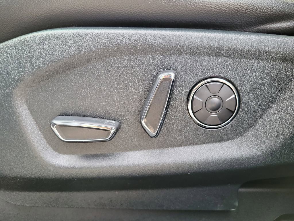 Used 2018 Ford Explorer Limited w/ Equipment Group 301A image 21