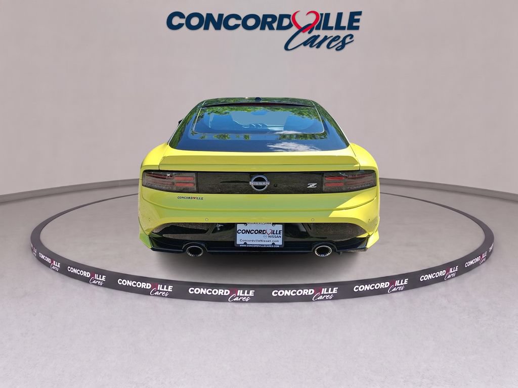 Certified 2024 Nissan Z Performance w/ Floor Mat Package RWD image 6