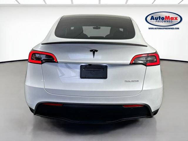Used 2024 Tesla Model Y Performance AWD/4WD image 8