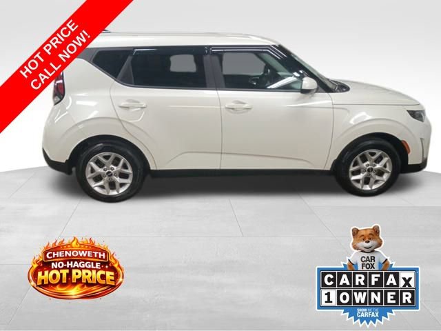 Used 2023 Kia Soul LX w/ LX Technology Package image 4