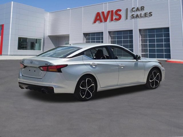 Used 2025 Nissan Altima 2.5 SR FWD image 6