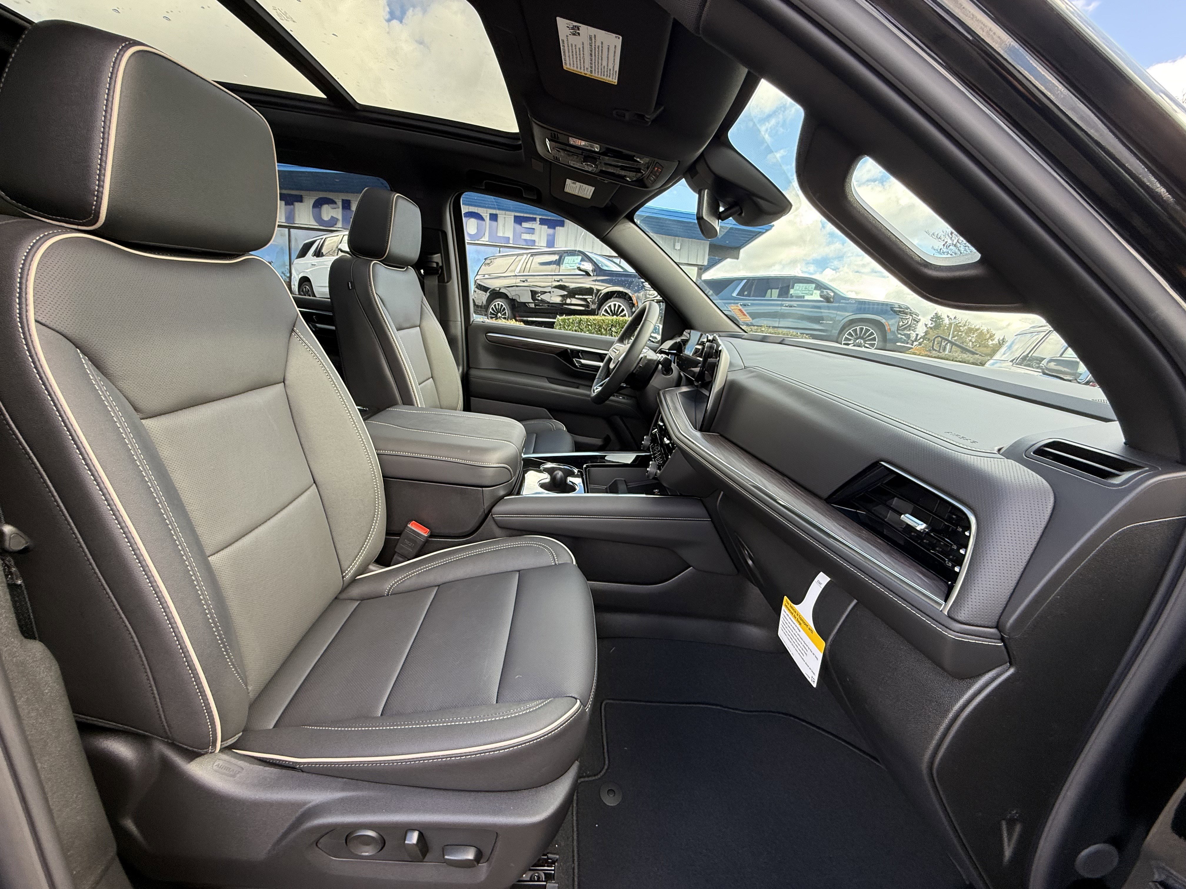 New 2026 Chevrolet Tahoe Premier w/ Sun And Tow Package image 10