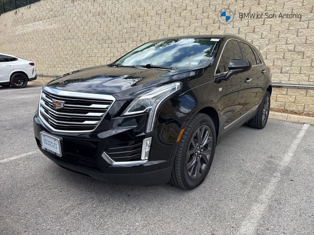 Used 2018 Cadillac XT5 Premium Luxury FWD image 1