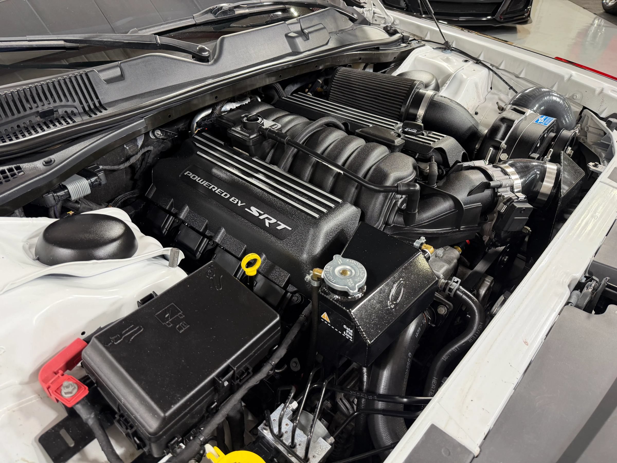 Used 2018 Dodge Challenger R/T Scat Pack w/ Leather Interior Group RWD image 16