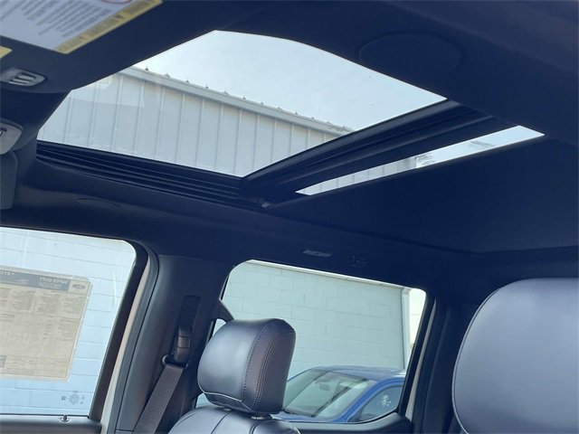 New 2025 Ford F350 Platinum w/ FX4 Off-Road Package image 19