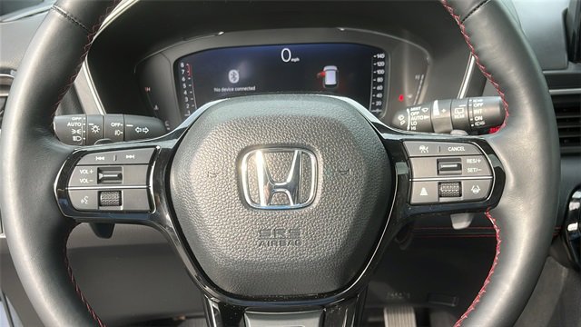 Used 2025 Honda Pilot Black Edition image 11