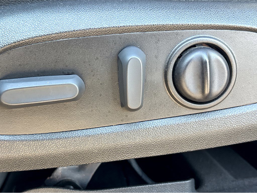 Used 2022 Chevrolet Traverse Premier w/ Redline Edition image 24