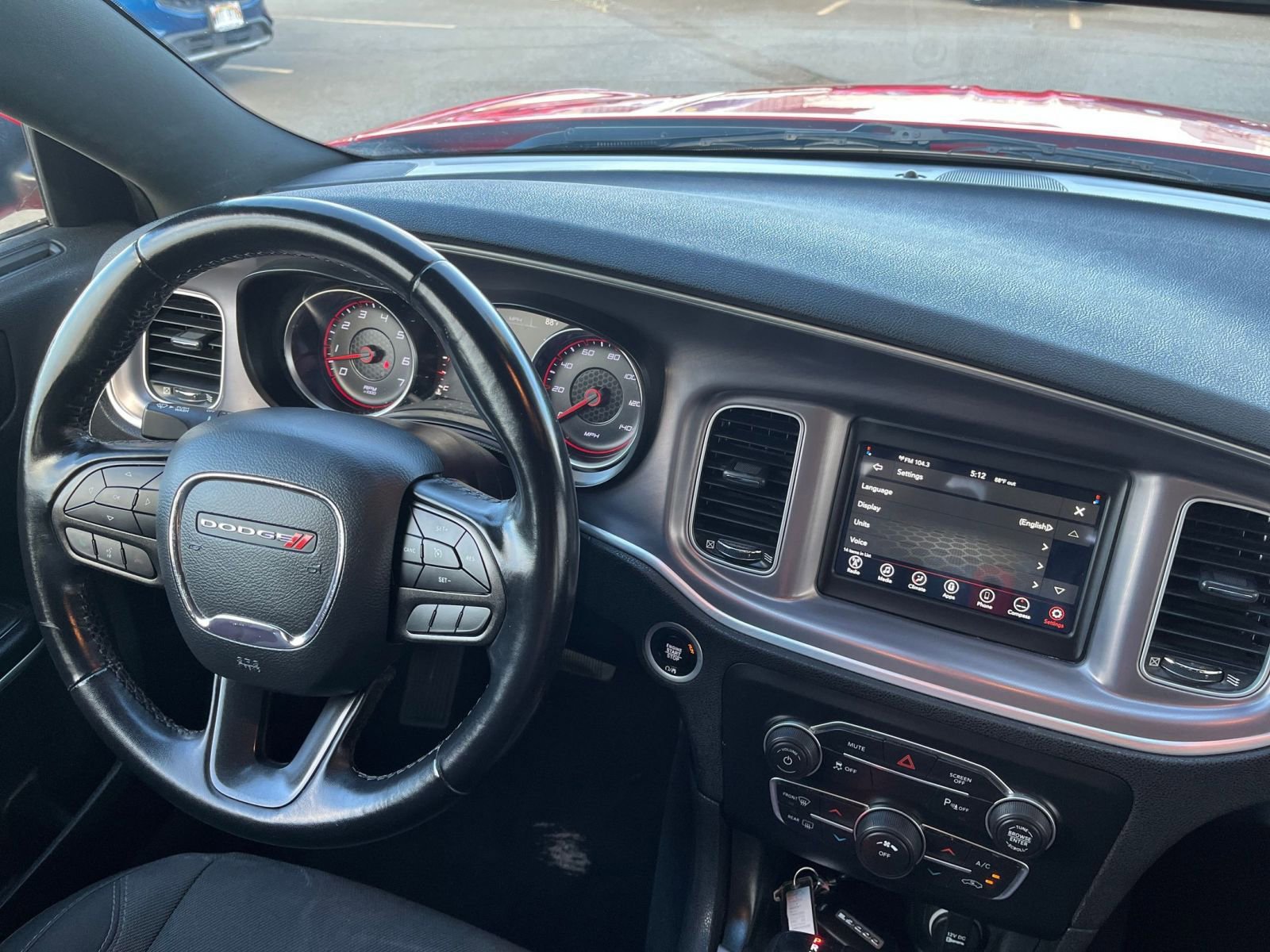 Used 2022 Dodge Charger SXT image 34