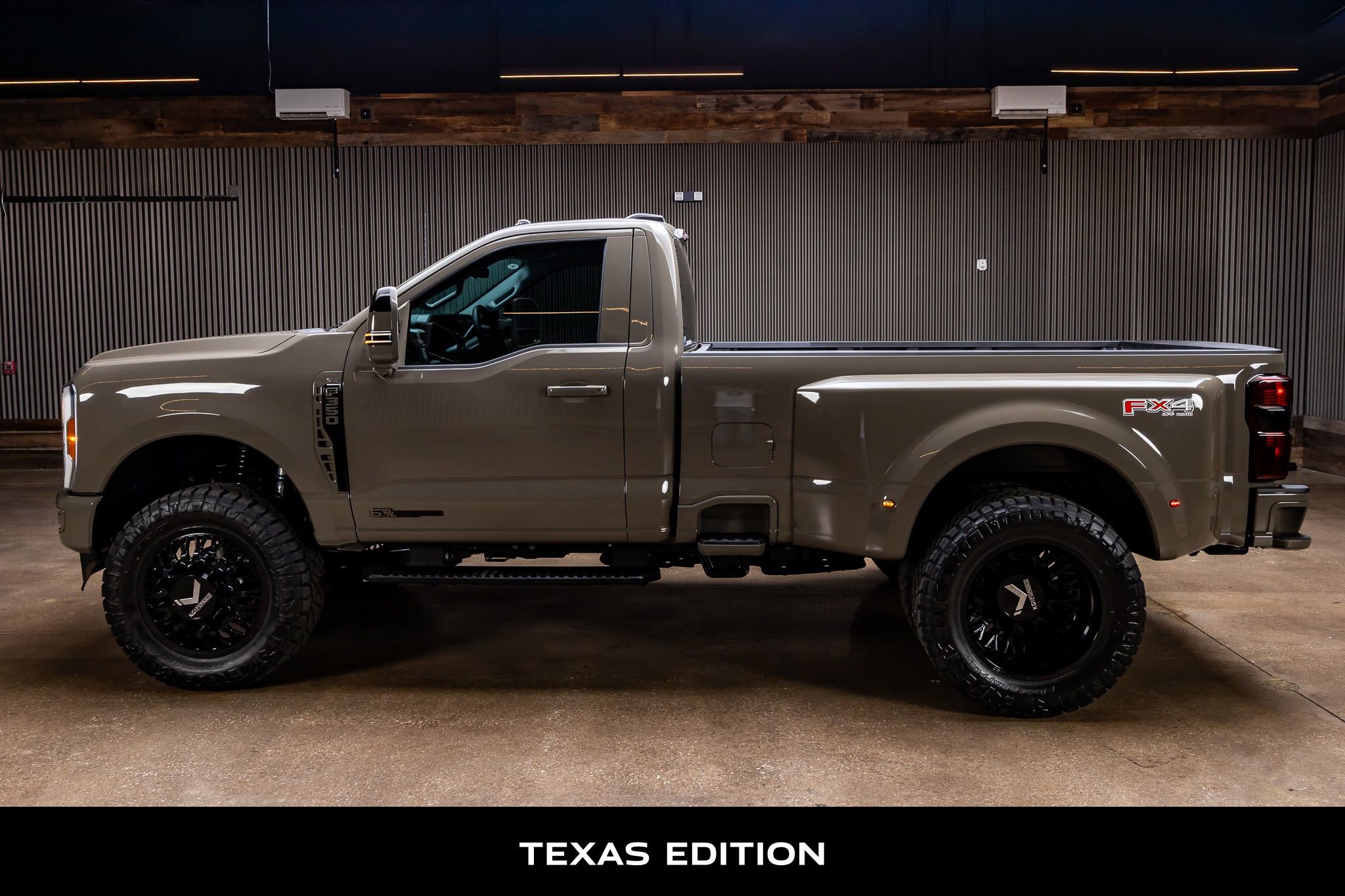 Used 2026 Ford F350 XLT w/ 360-Degree Camera Package image 6