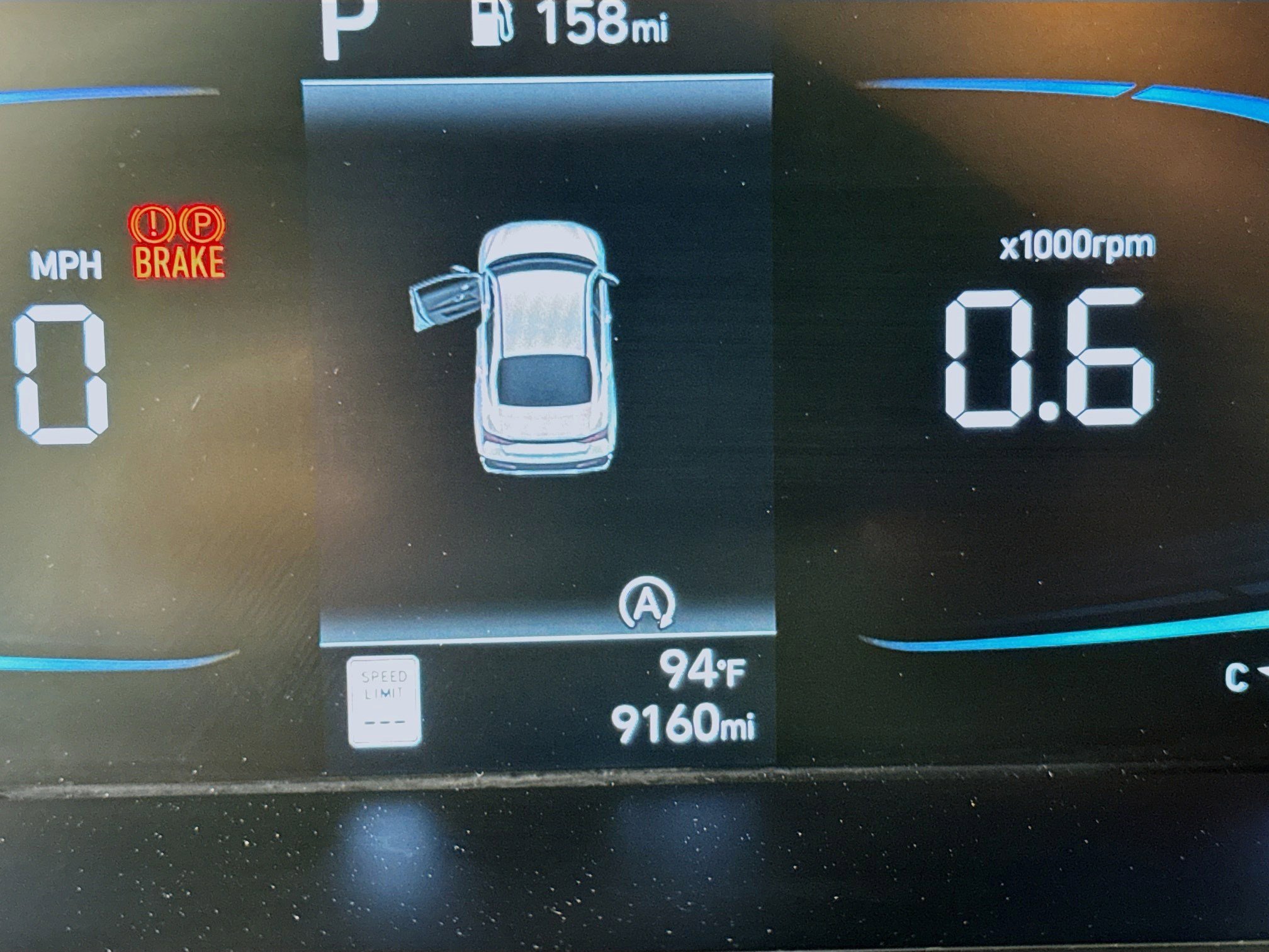 Used 2025 Hyundai Elantra SE image 16