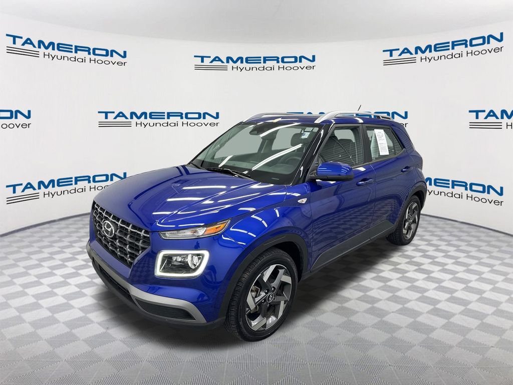 Used 2023 Hyundai Venue Limited w/ Cargo Package FWD video 1
