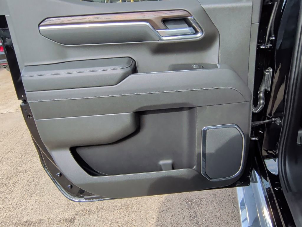 New 2026 GMC Sierra 1500 SLT image 37