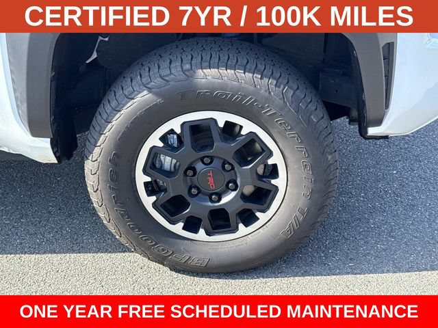 Used 2024 Toyota Tacoma TRD Off-Road AWD/4WD image 7