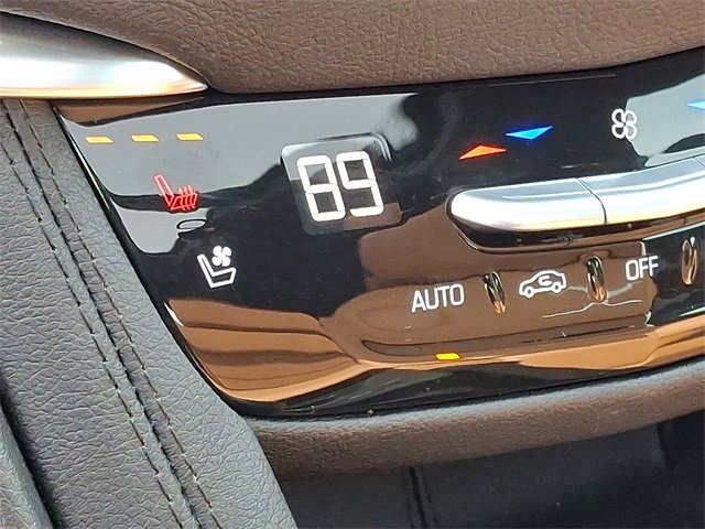 Certified 2025 Cadillac XT5 Premium Luxury w/ Technology Package image 23