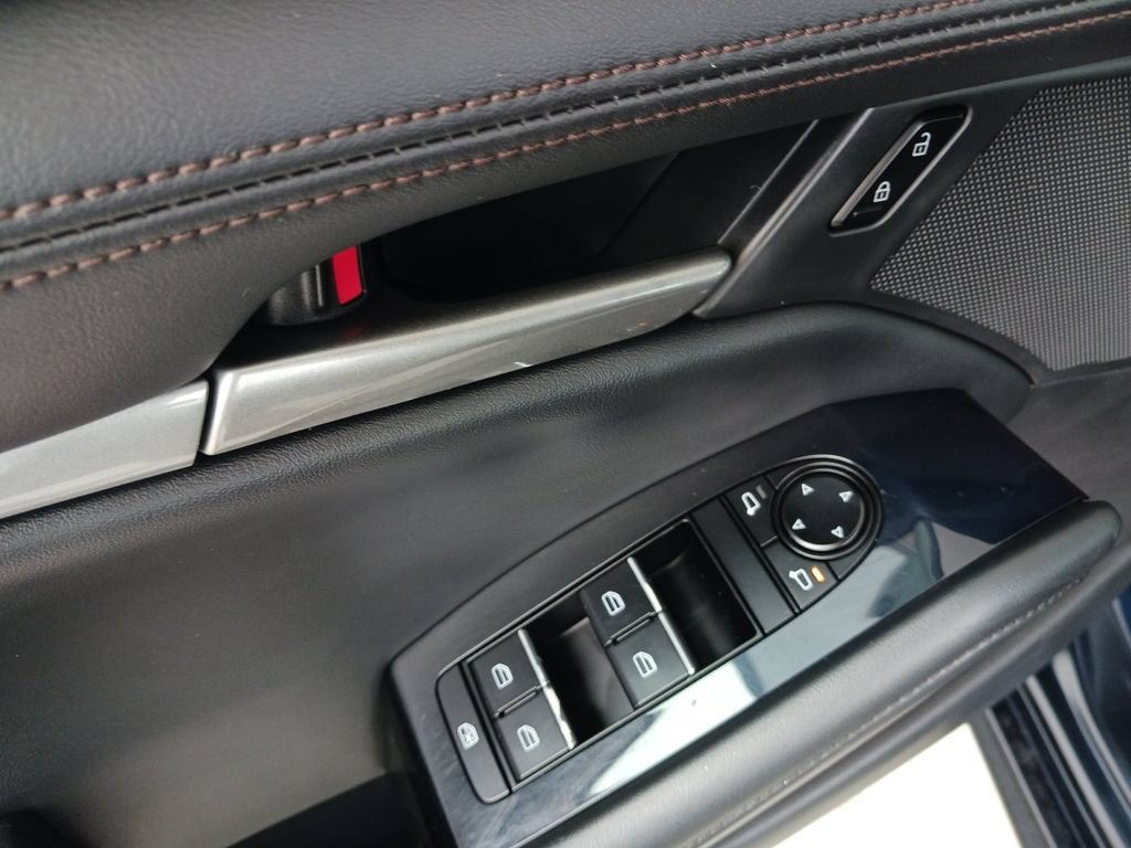 Used 2024 MAZDA MAZDA3 s FWD image 28