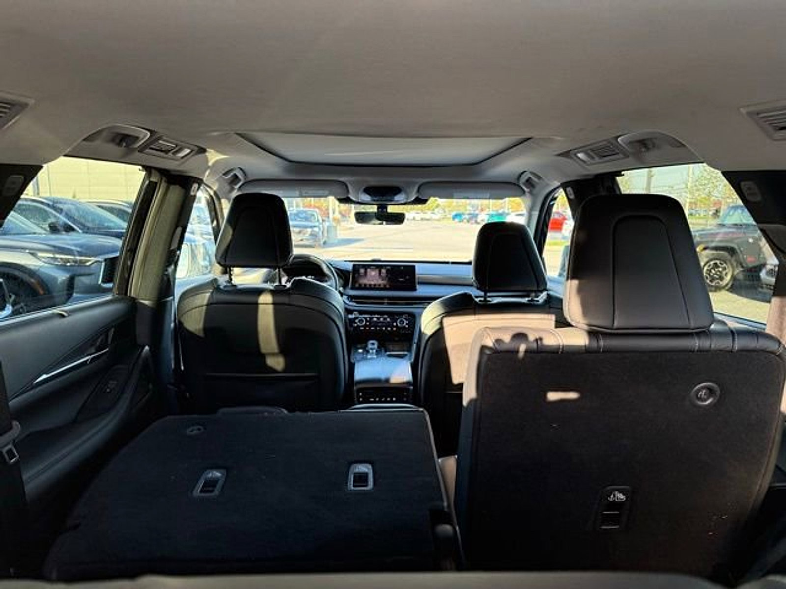 Certified 2023 INFINITI QX60 Luxe w/ Cargo Package image 24