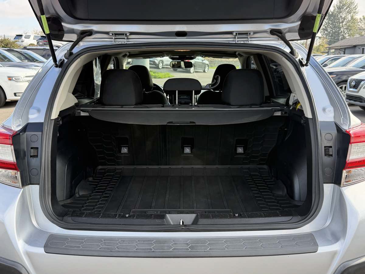 Used 2018 Subaru Crosstrek 2.0i Premium w/ Moonroof Package AWD/4WD image 15