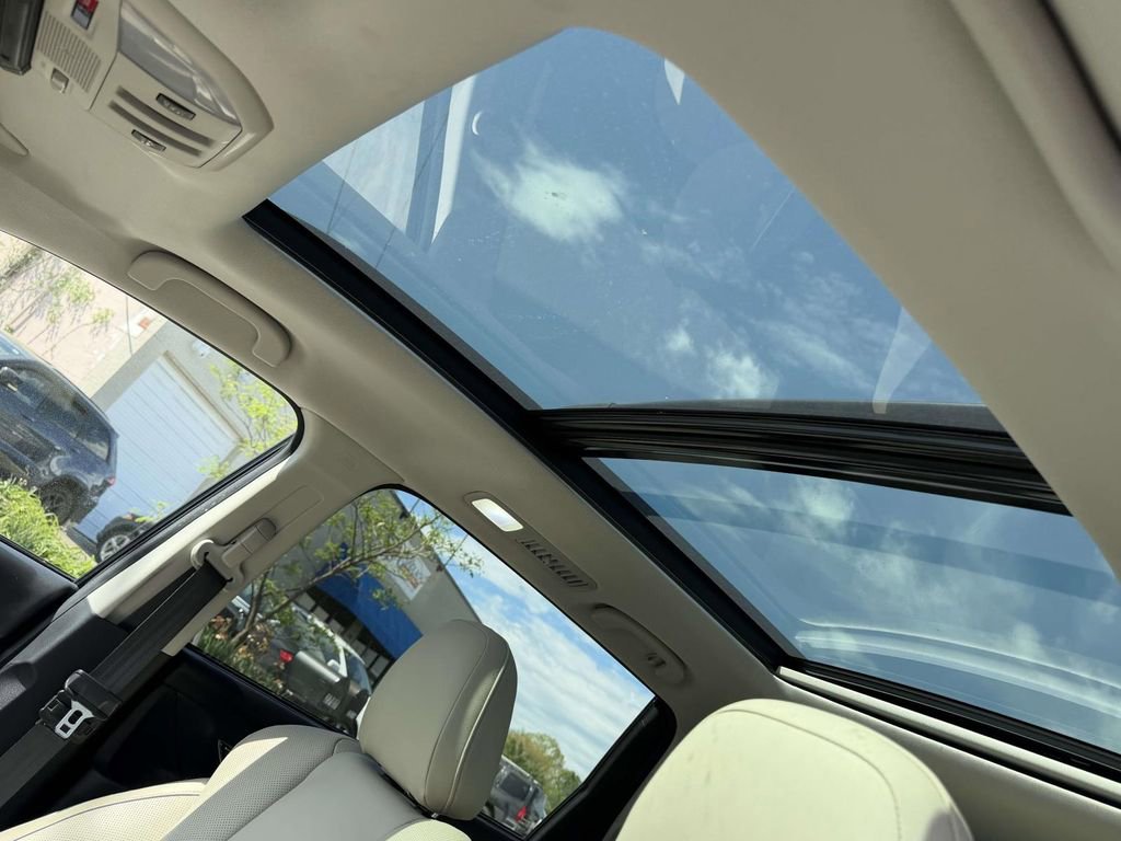 Used 2019 Subaru Ascent Limited image 19