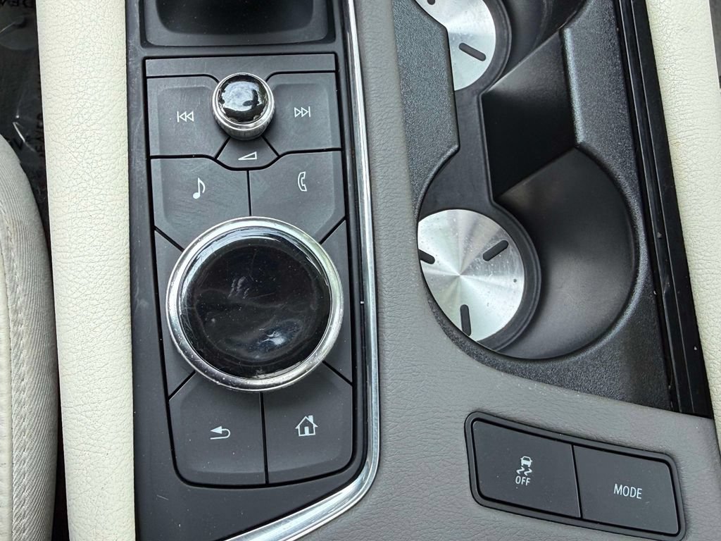Used 2020 Cadillac XT6 Premium Luxury FWD image 25