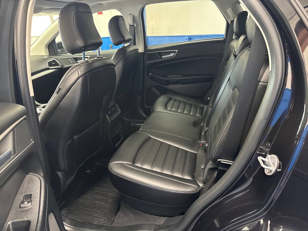 Certified 2022 Ford Edge SEL w/ Convenience Package AWD/4WD image 28