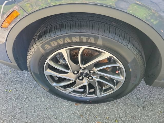 Certified 2022 Lincoln Corsair FWD w/ Equipment Group 101A image 7