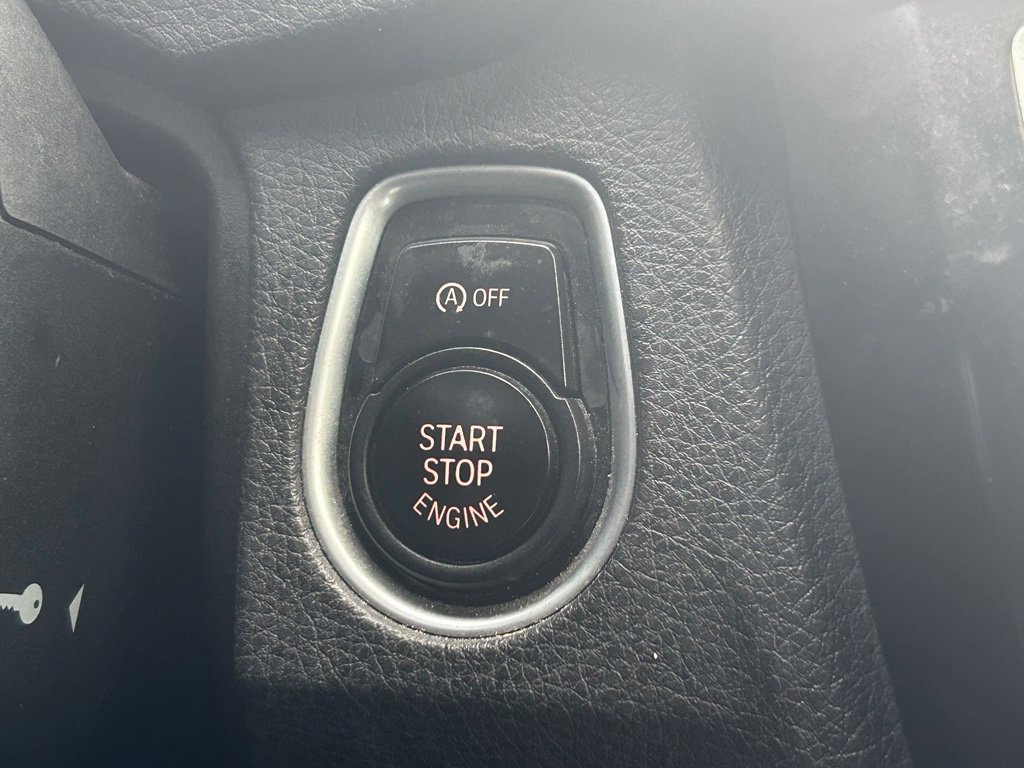 Used 2019 Jeep Cherokee Limited FWD image 5