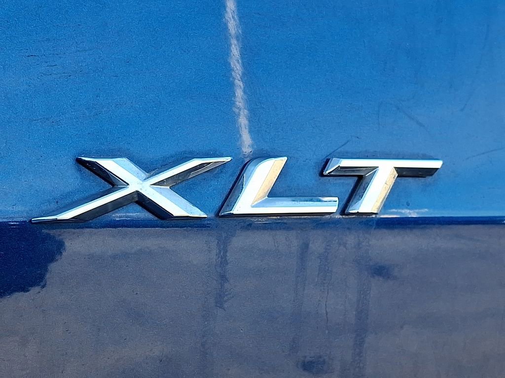 Used 2022 Ford Explorer XLT image 33